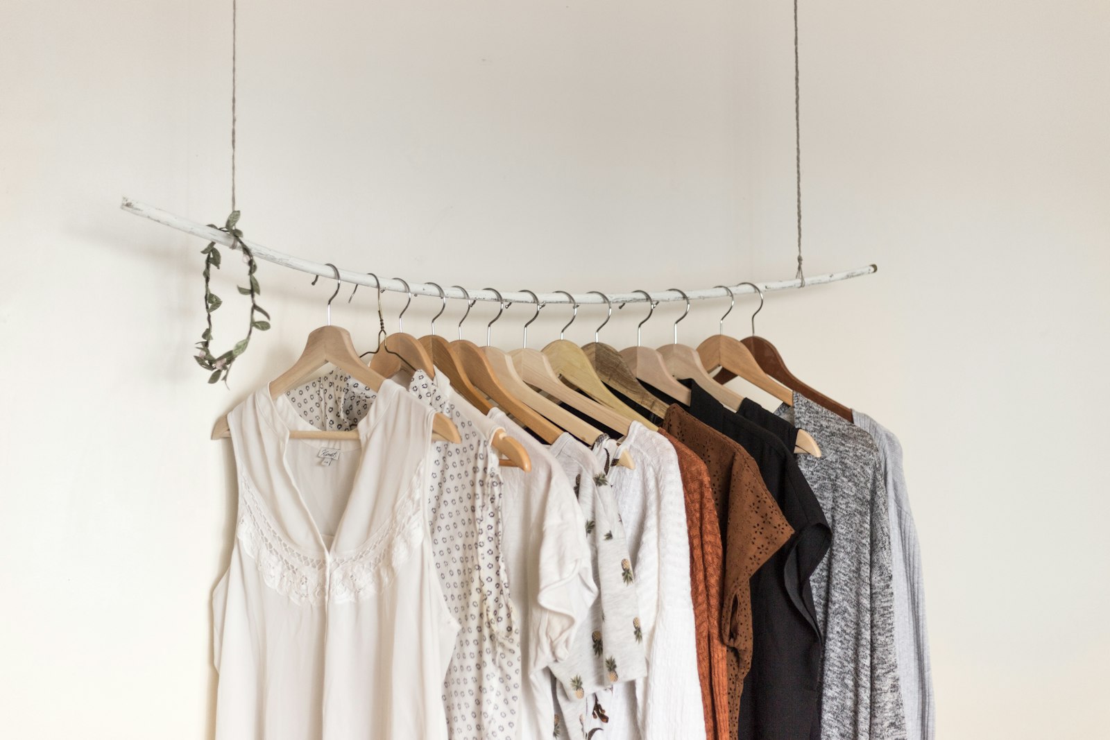 The Capsule Wardrobe I Wore for a Midwest June (15 Pieces, 30 Days)